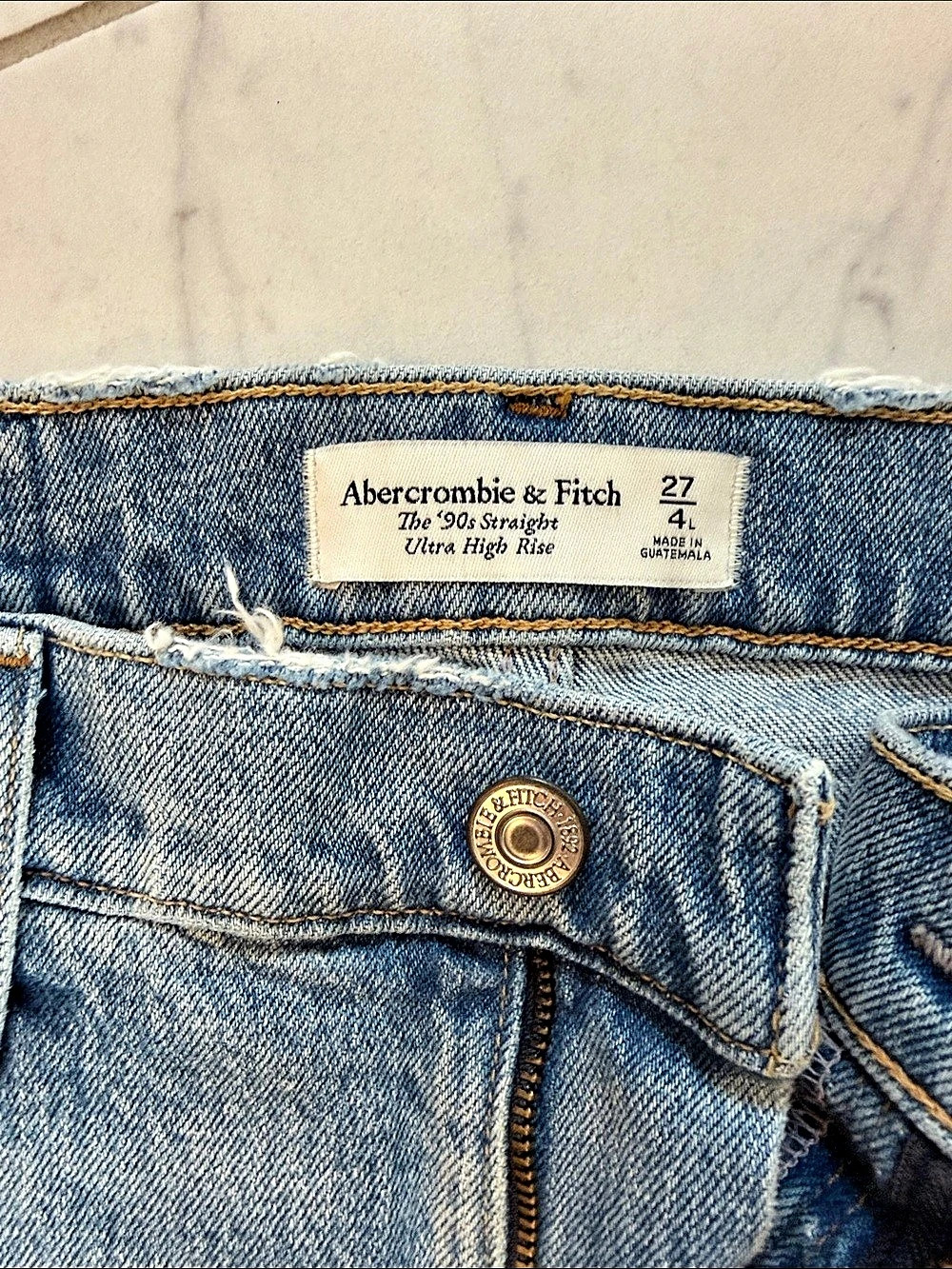 Abercrombie & Fitch The 90's Straight Blue Waist 27 Jeans